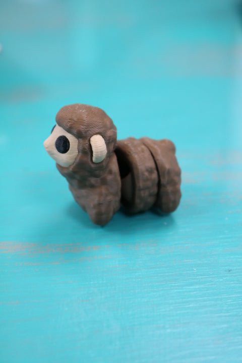 300035-3D Printed Baby Sheep(5)