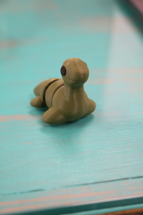 300037-3D Printed Baby Ness(5)
