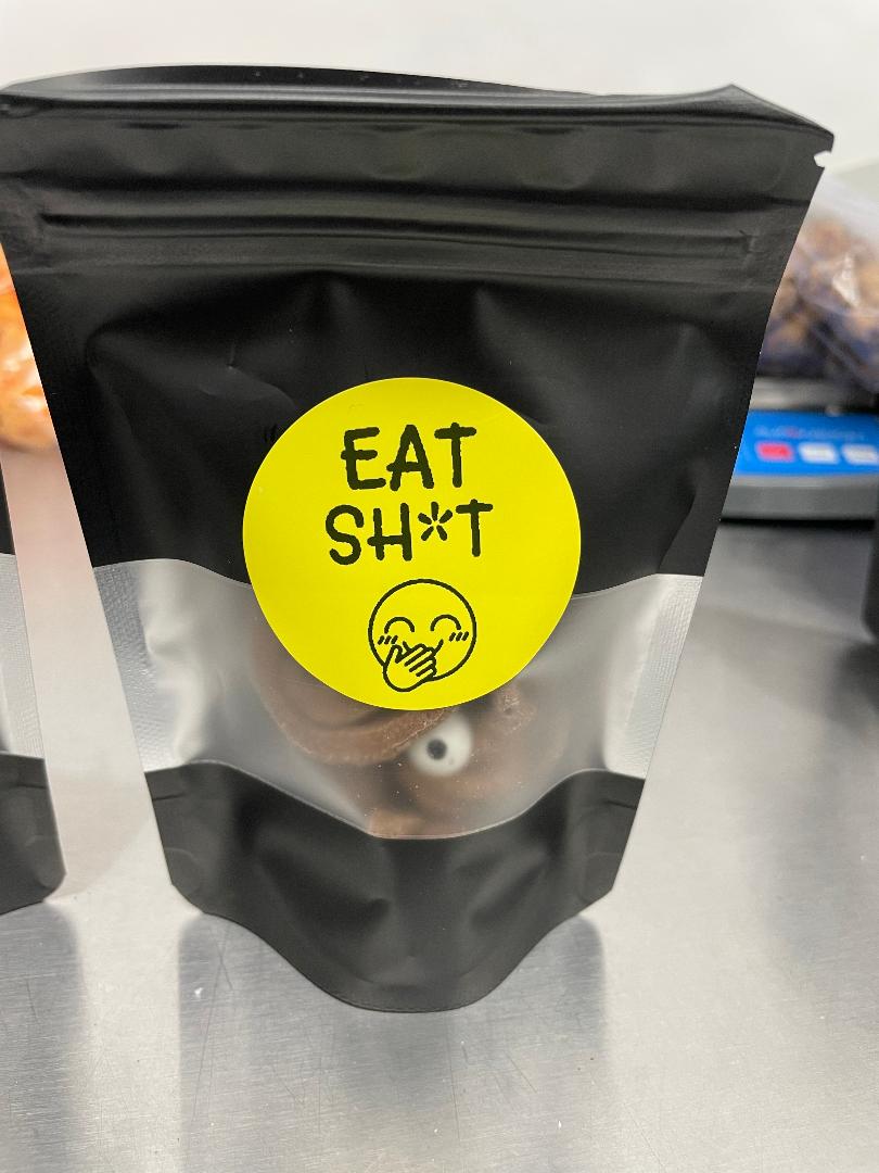 1045139-Freeze Dried Poop Gag Gift(3)