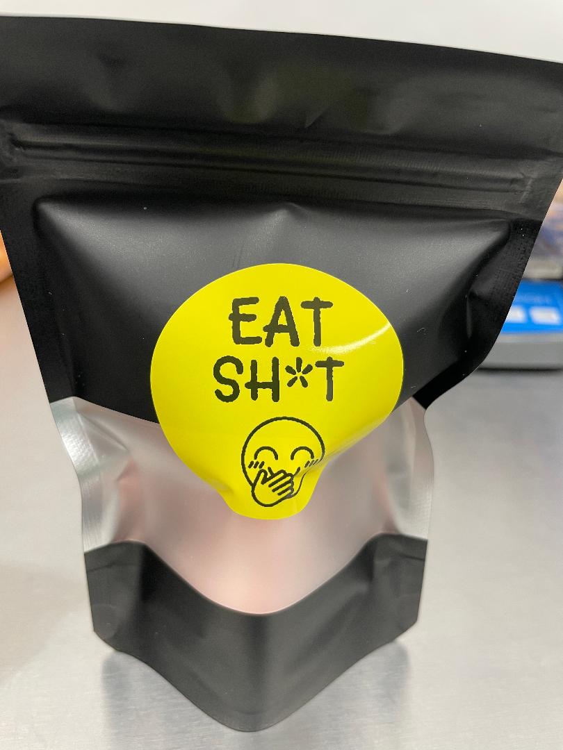 1045139-Freeze Dried Poop Gag Gift(3)