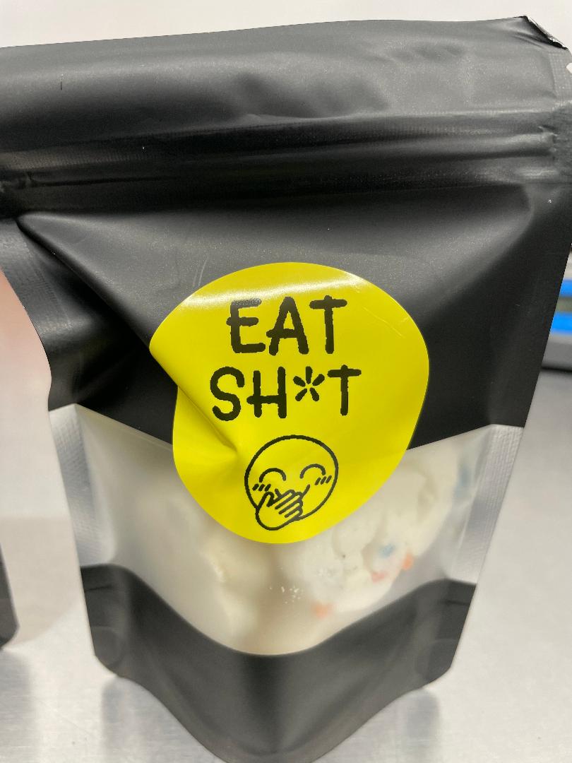 1045139-Freeze Dried Poop Gag Gift(3)