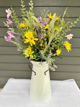 712-156-Daisy and Purple Milk Centerpiece(45)