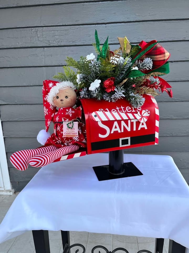 712-211-Santa Mailbox Centerpiece(140)