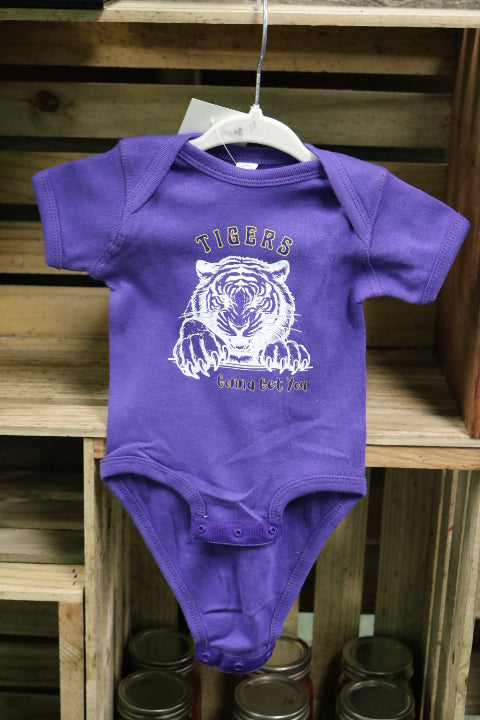 104SPTI-Tigers Gonna Get You Infant Onesie(18)