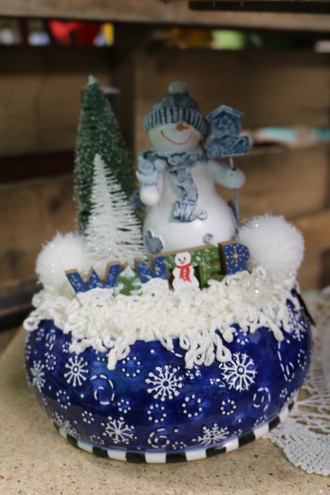 303-302-Snowman Winter Vignette(14.99)