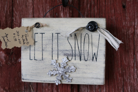 303-270-Sm Let It Snow Embellished SIgns(7.99)